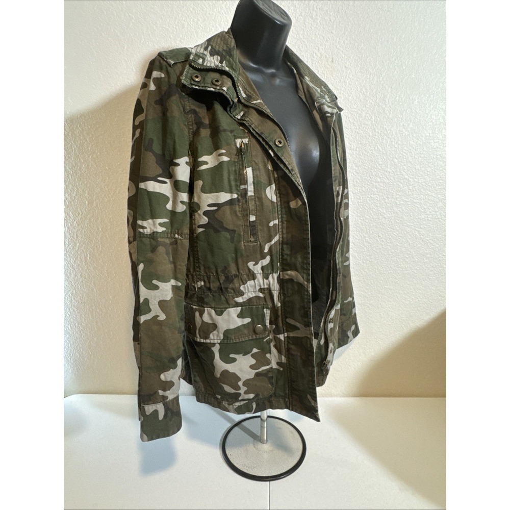 Womens Chore Coat Camo Jacket Size Medium Army Camouflage Military Love Tree - Picture 10 of 16